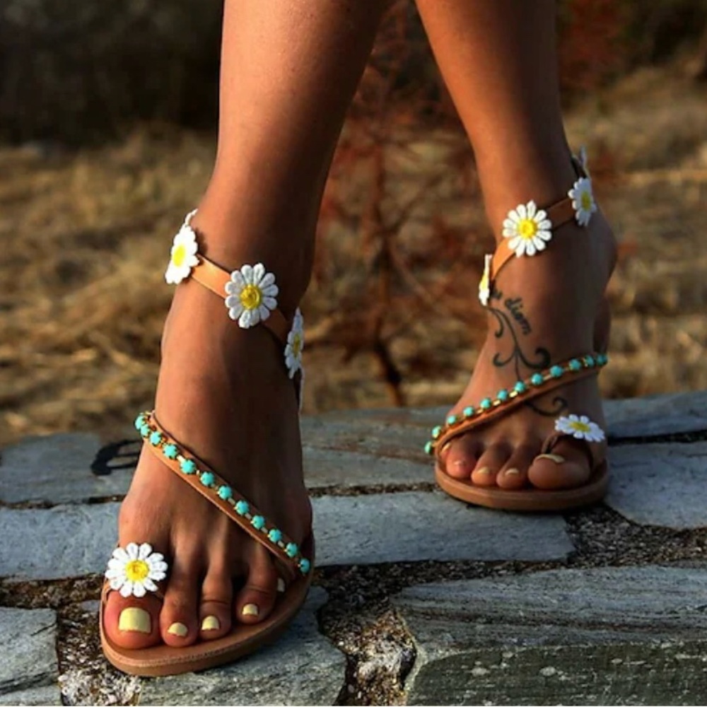 Floral Embellished Sandals - White and Tan